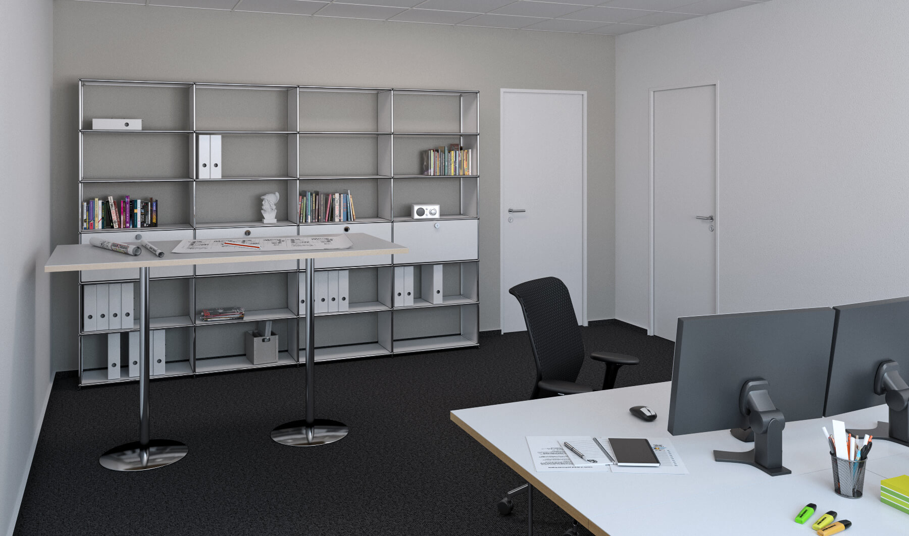 Blick in modernes schwarz-weiß möbliertes Büro mit offenem Regal, Stehtisch und großem Schreibtisch