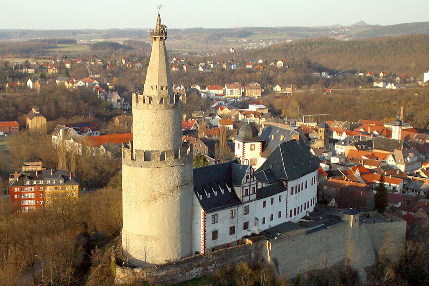 Blick auf die Osterburg nach der Sanierung des Turmes durch BCH